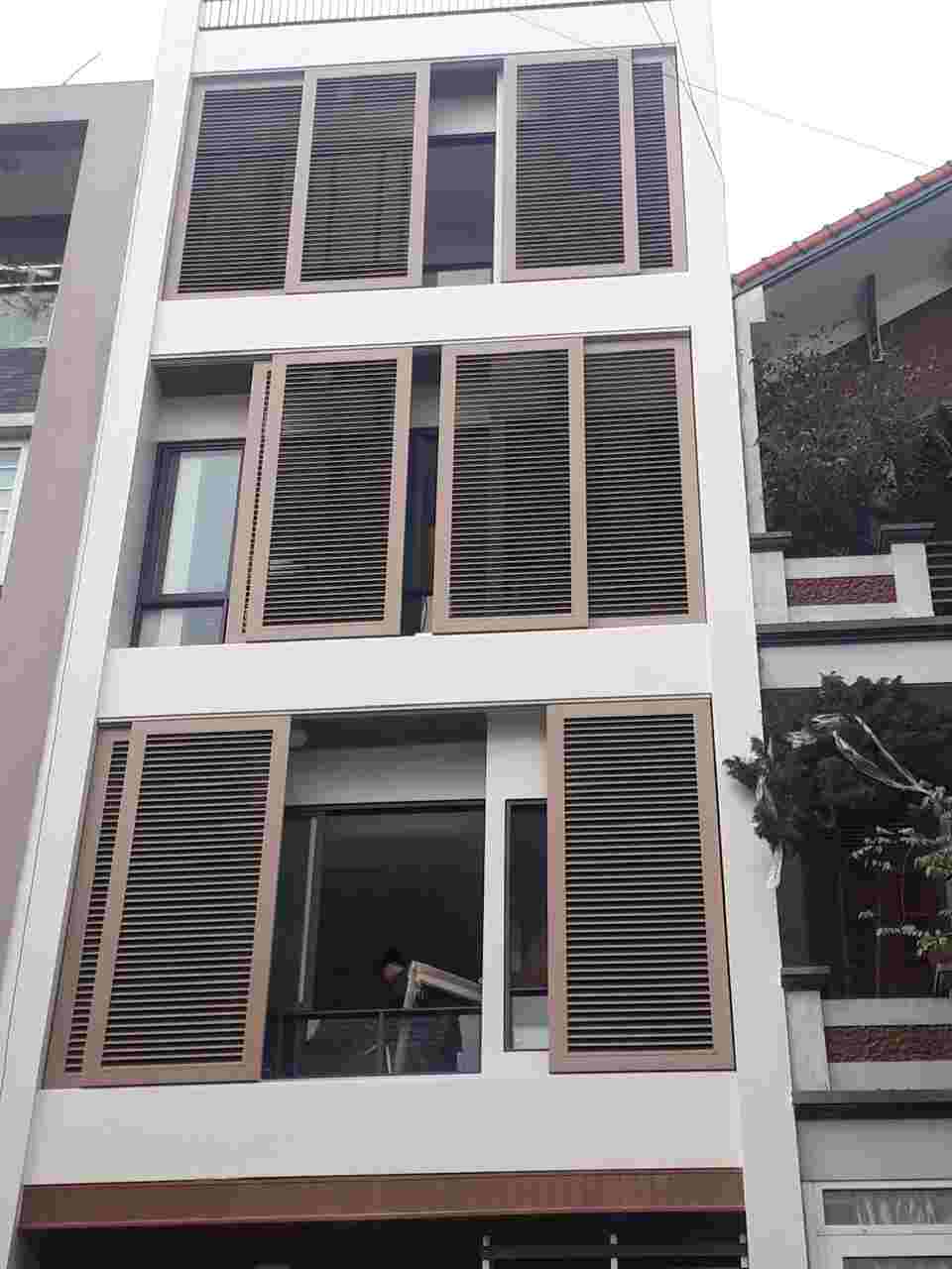 chớp nhôm chữ z